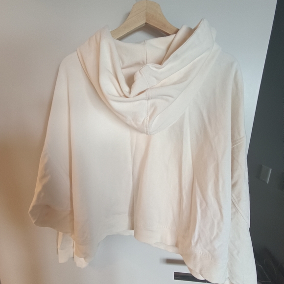 H&M over sized hoodie - Picture 2 of 4